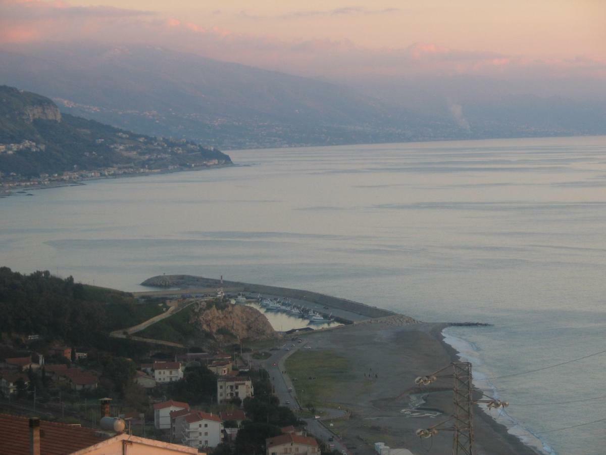 Azienda Agrituristica Le Terre Di San Leonardo Cetraro Ngoại thất bức ảnh